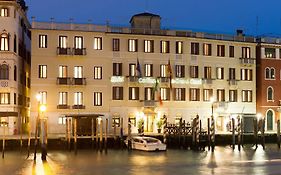 Hotel Carlton on The Grand Canal Venezia